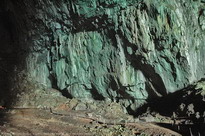   саравакский зал – гигантская пещера острова борнео